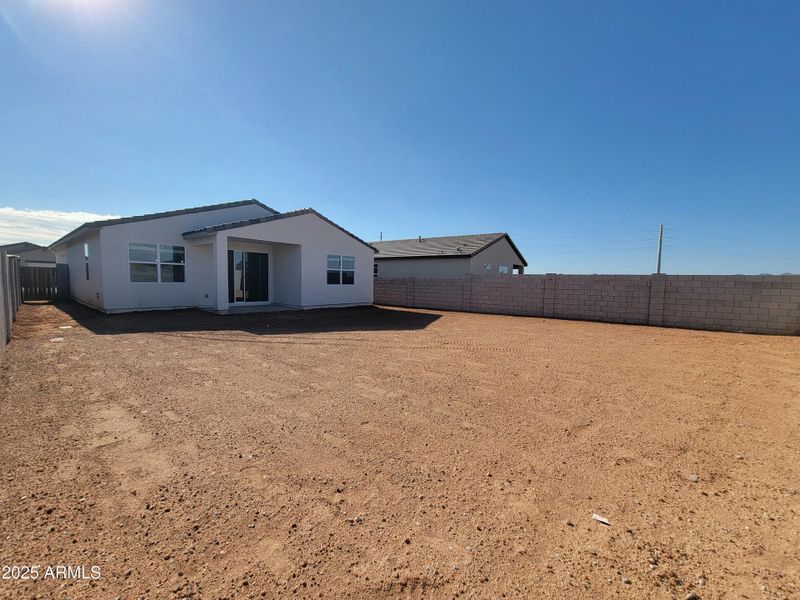 1000061075 1000061075