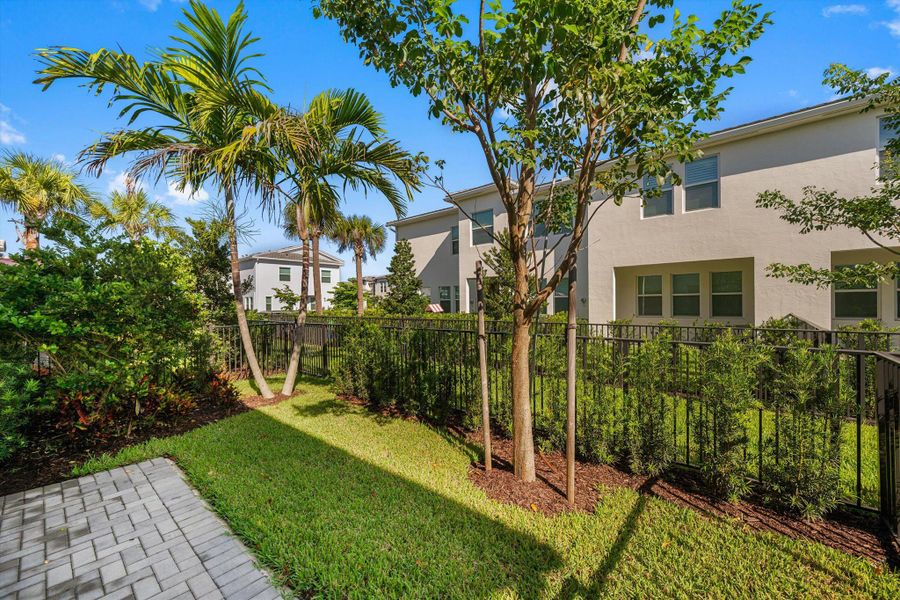 Image 85 of a home in .