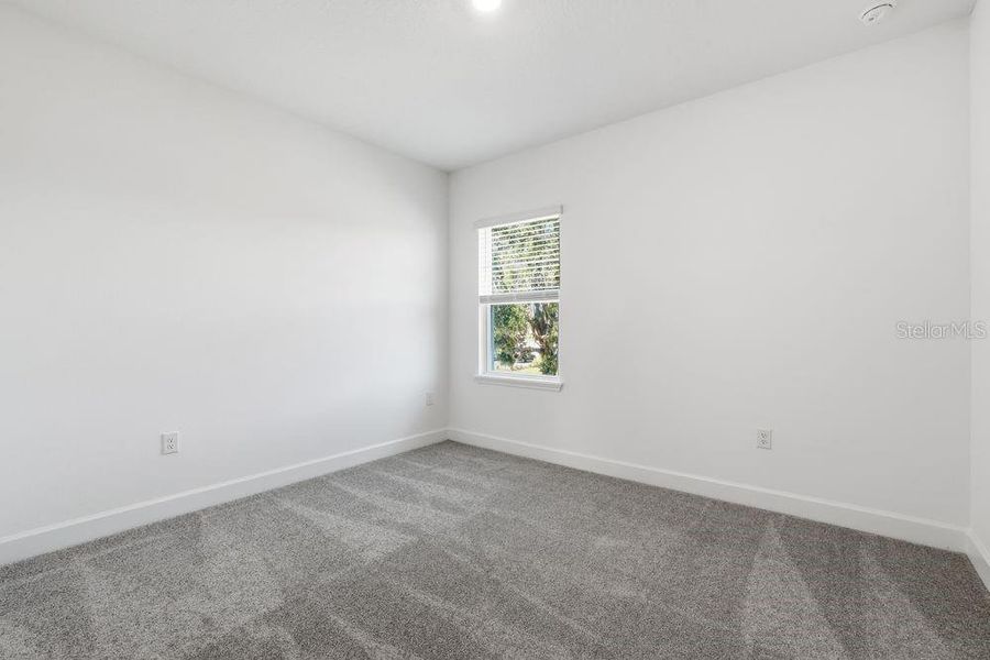 Spacious, unfurnished interior of a new home in Timber Ridge, Plant City (Image 30).