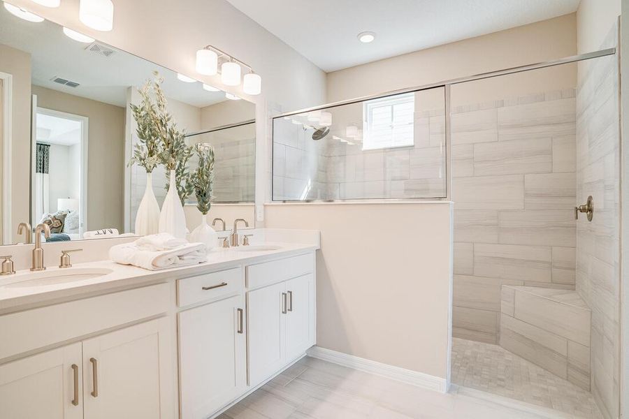 Furnished interior view inside a new home in Ardisia Park, New Smyrna Beach (Image 27).