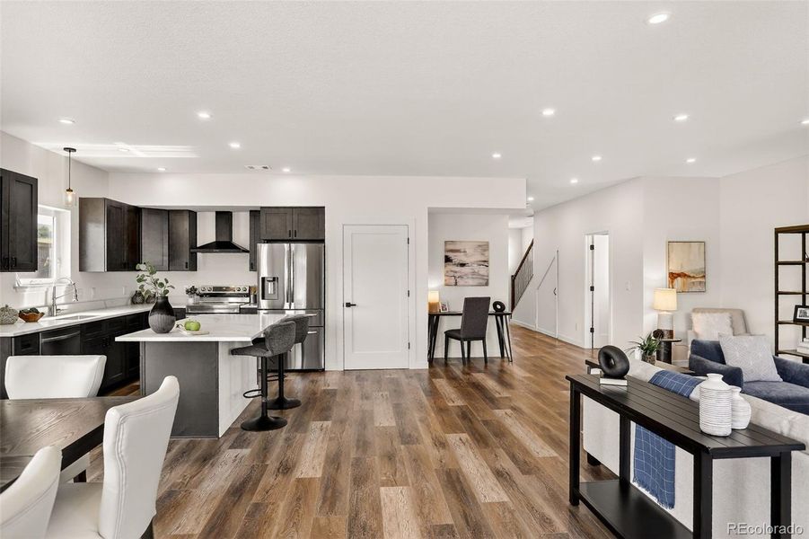 Stainless kitchen with Island