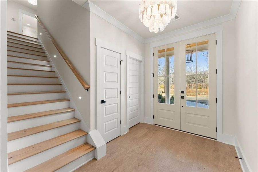 Spacious, unfurnished interior of a new home in , Gainesville (Image 12).