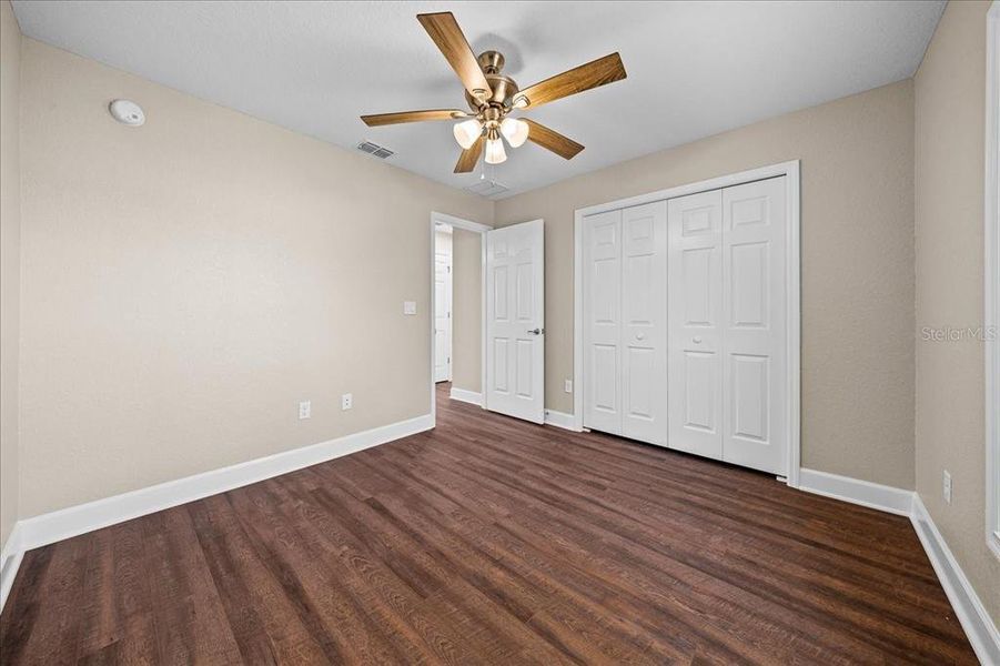 Spacious, unfurnished interior of a new home in , Summerfield (Image 21).