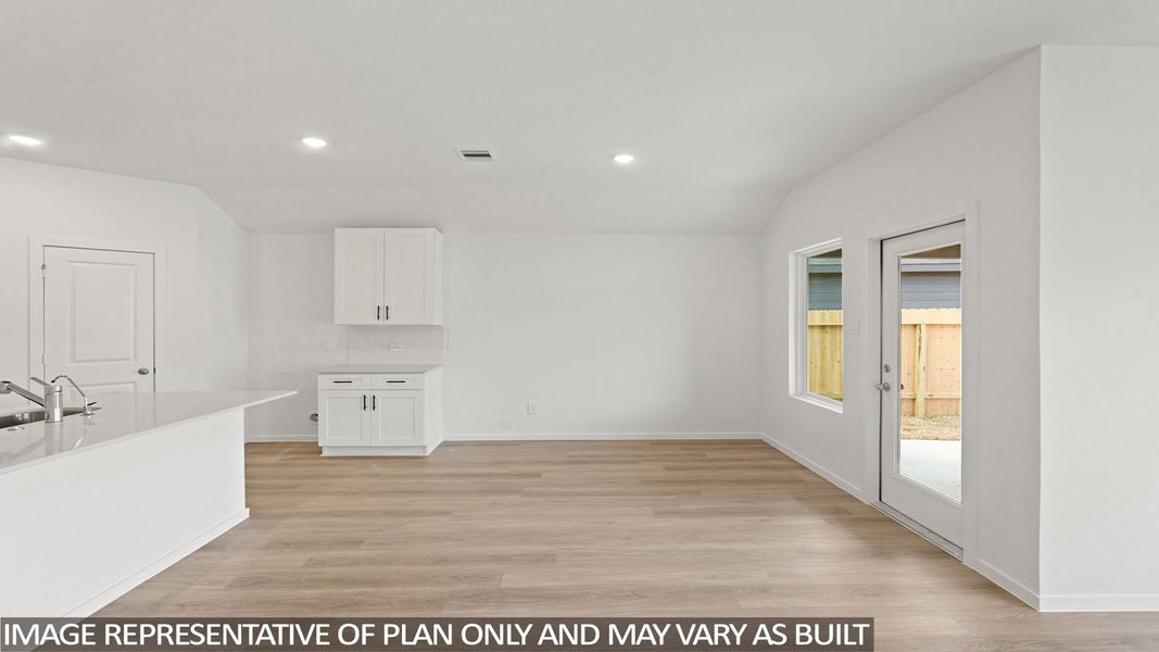 Spacious, unfurnished interior of a new home in Grand Pines, Magnolia (Image 12).