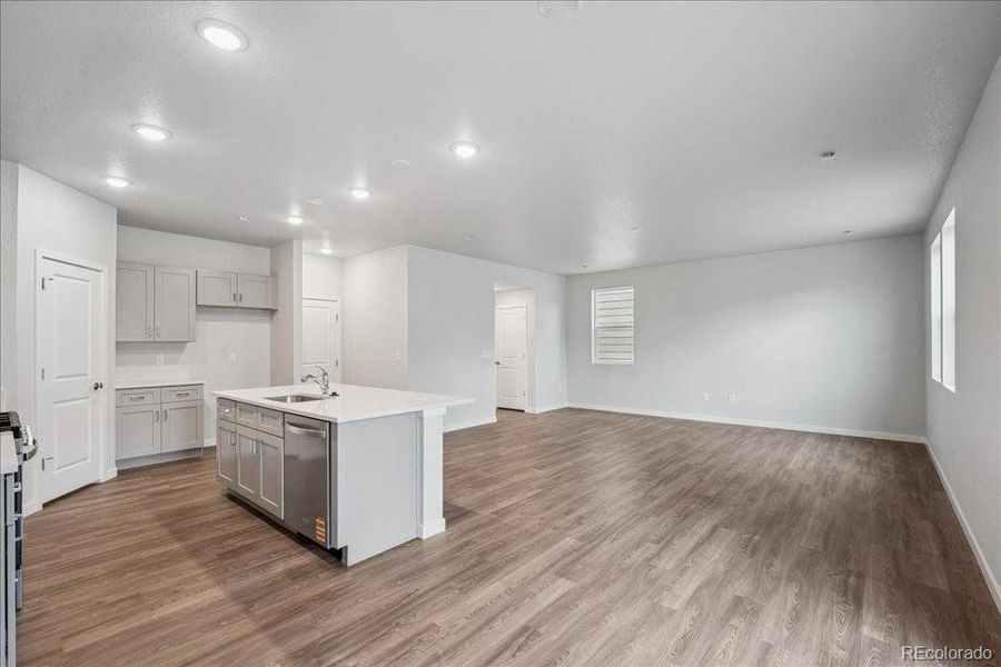 Spacious, unfurnished interior of a new home in Farmlore, Brighton (Image 10).