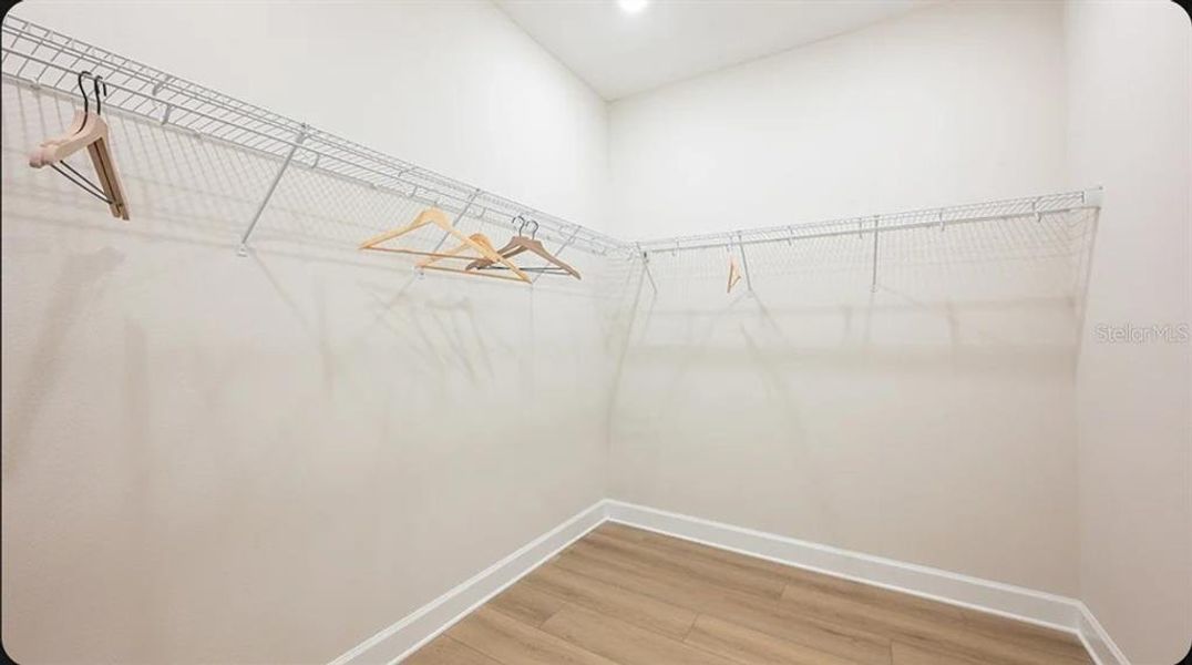 Spacious, unfurnished interior of a new home in Esplanade at Wellen Park, Englewood (Image 16). Spacious, unfurnished interior of a new home in Esplanade at Wellen Park, Englewood (Image 16).