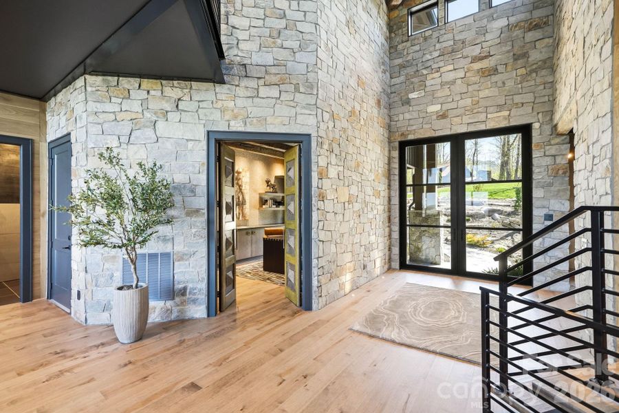 Exterior details and patio area of a home in , Banner Elk (Image 3).