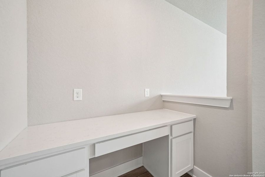 Furnished interior view inside a new home in Comanche Ridge, San Antonio (Image 12). Furnished interior view inside a new home in Comanche Ridge, San Antonio (Image 12).