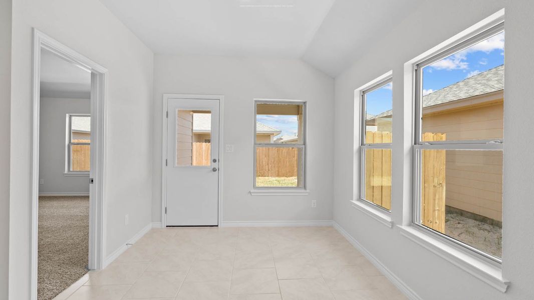 Representative unfurnished interior of a home built from the Baxtor by D.R. Horton in London Towne, Corpus Christi (Image 12). Representative unfurnished interior of a home built from the Baxtor by D.R. Horton in London Towne, Corpus Christi (Image 12).