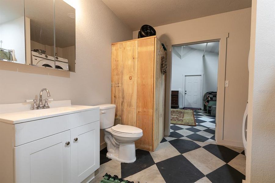 Furnished interior view inside a new home in , Williston (Image 4).