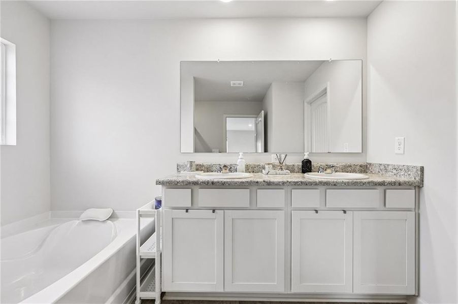 Furnished interior view inside a new home in , Dallas (Image 17).