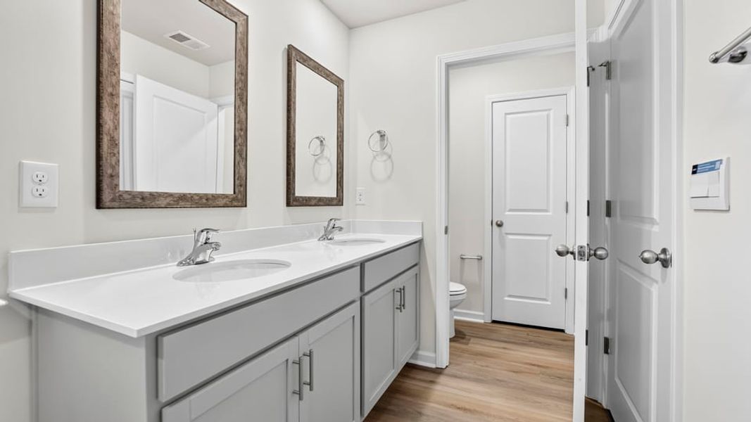 Furnished interior view inside a new home in Gibson Grove, Laurens (Image 14).