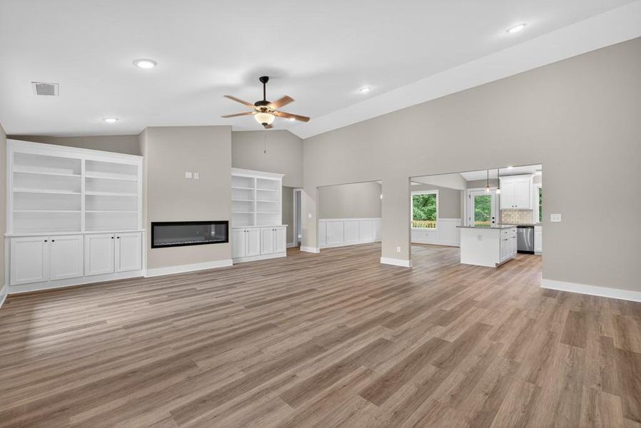 Image 36 of a home in .