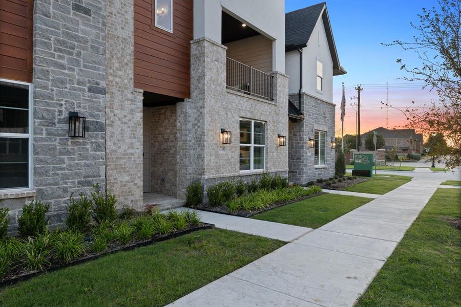 Exterior details and patio area of a home in , McKinney (Image 3).