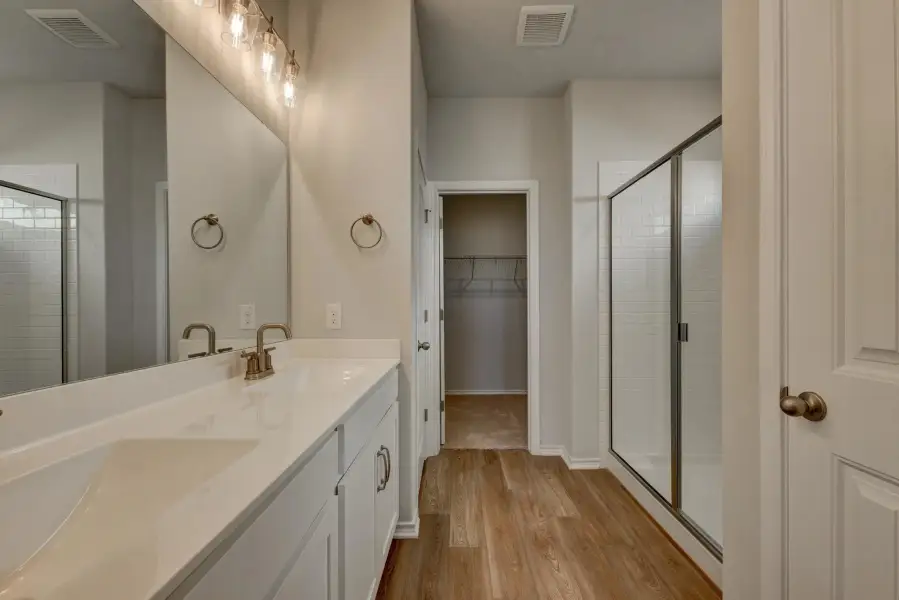 Representative furnished interior of a home built from the Knox by Ashton Woods in Saddlebrook Ranch, Schertz (Image 5).