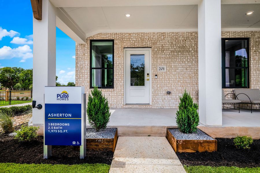 Representative exterior details of a home built from the Asherton by Pulte Homes in Monarch on Main, Round Rock (Image 31).
