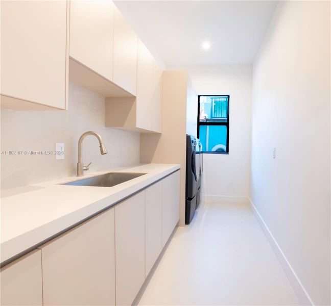 Furnished interior view inside a new home in , Fort Lauderdale (Image 3).