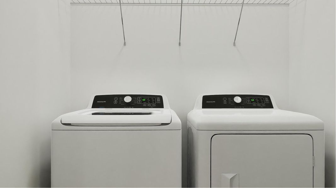 2068 Pearlstone Laundry F2 2068 Pearlstone Laundry F2