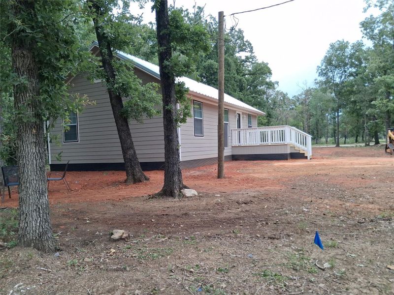 Exterior details and patio area of a home in , Livingston (Image 16).