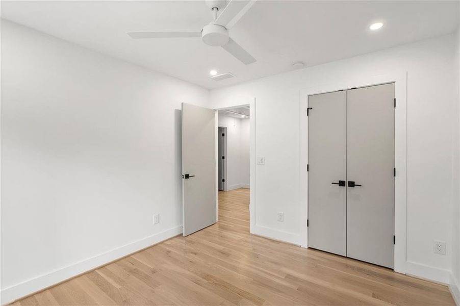 Spacious, unfurnished interior of a new home in , Atlanta (Image 52).
