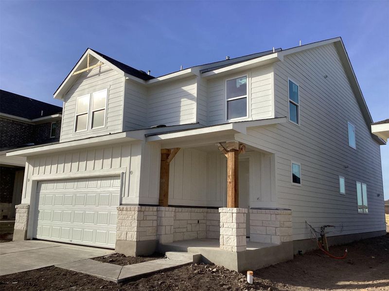 Image 31 of a home in Lariat.