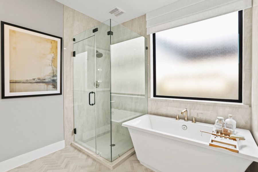 Furnished interior view inside a new home in Jubilee 45', 50', 70', Hockley (Image 35).