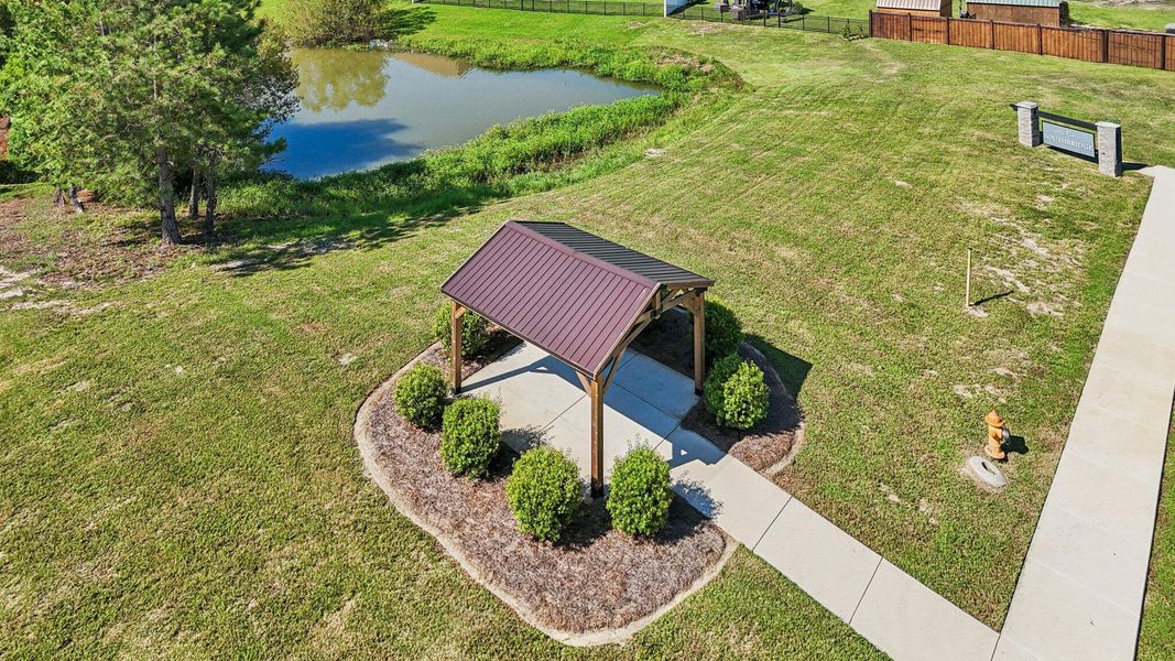 1-web-or-mls-Matthews Dr-2808-901 1-web-or-mls-Matthews Dr-2808-901