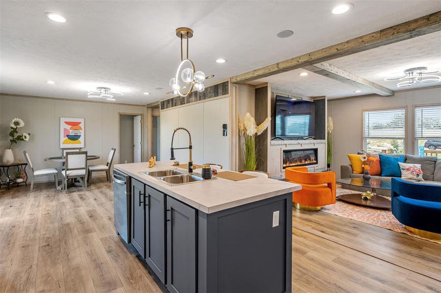 Furnished interior view inside a new home in , Corsicana (Image 12).