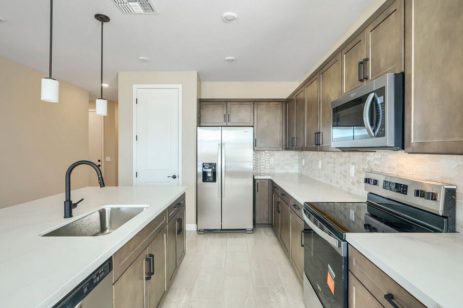 New Home in San Tan Valley, AZ.  - Slide 12