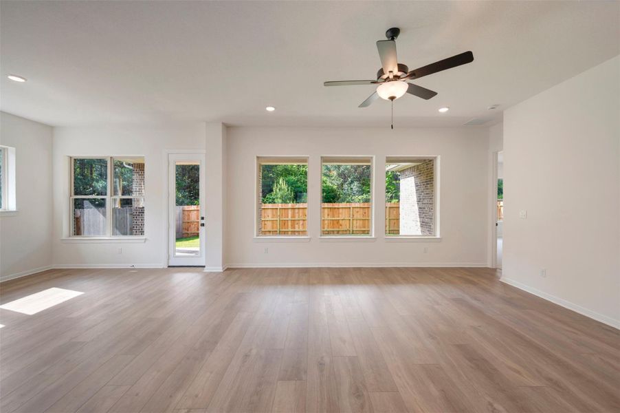 Spacious, unfurnished interior of a new home in Escondido - Overlook Collection, Magnolia (Image 20).