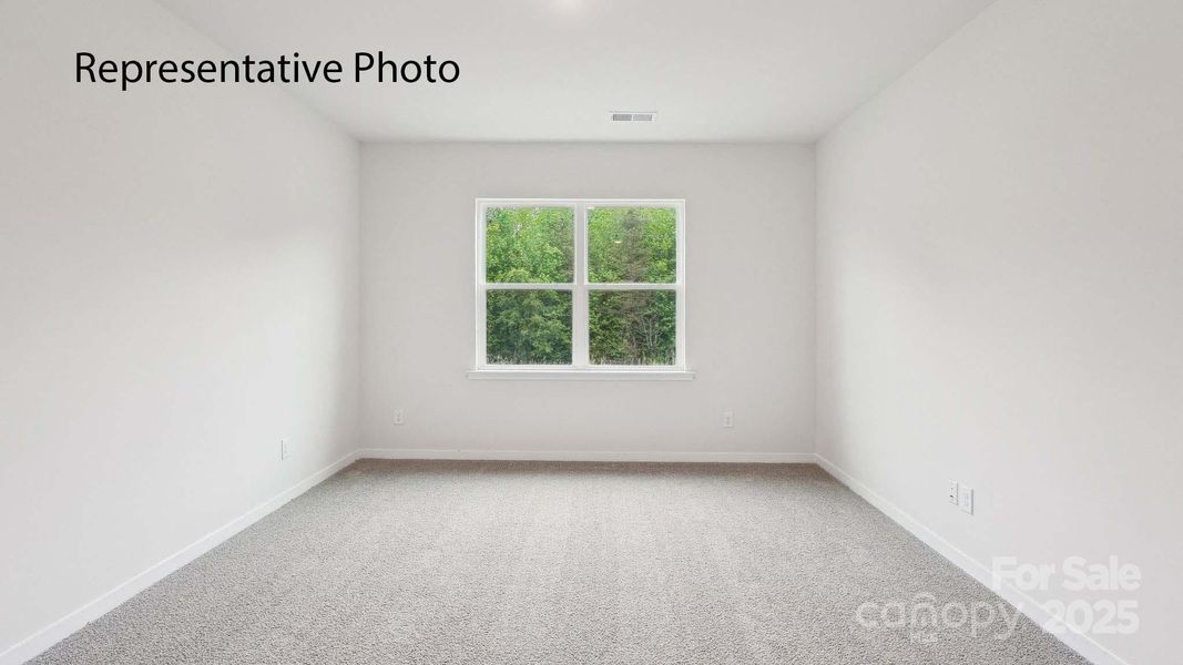 Spacious, unfurnished interior of a new home in Clark Creek Landing, Lincolnton (Image 24).