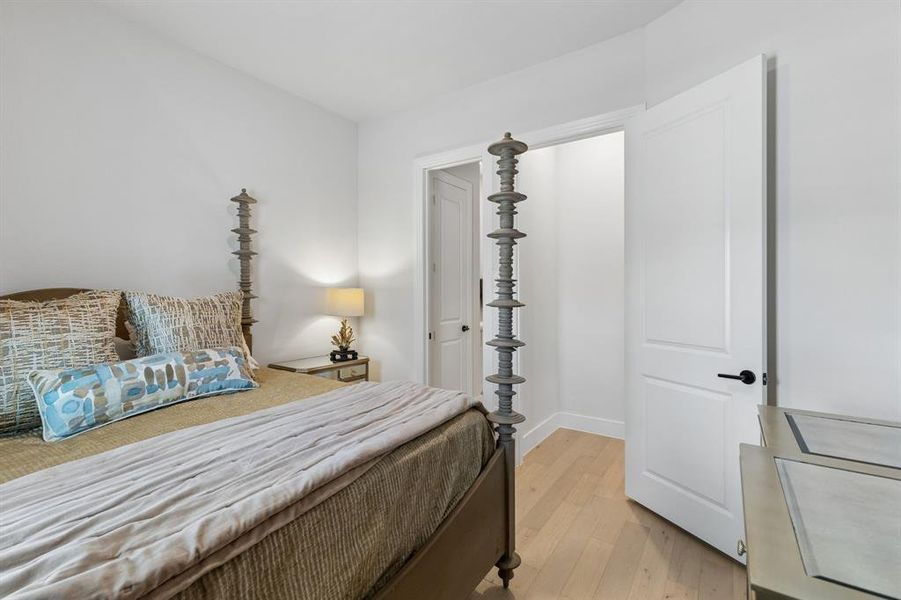 Bedroom with en suite