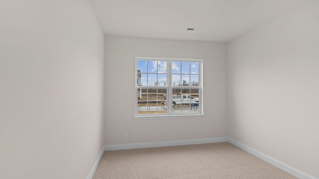 Spacious, unfurnished interior of a new home in Villa Grande, Winterville (Image 25).