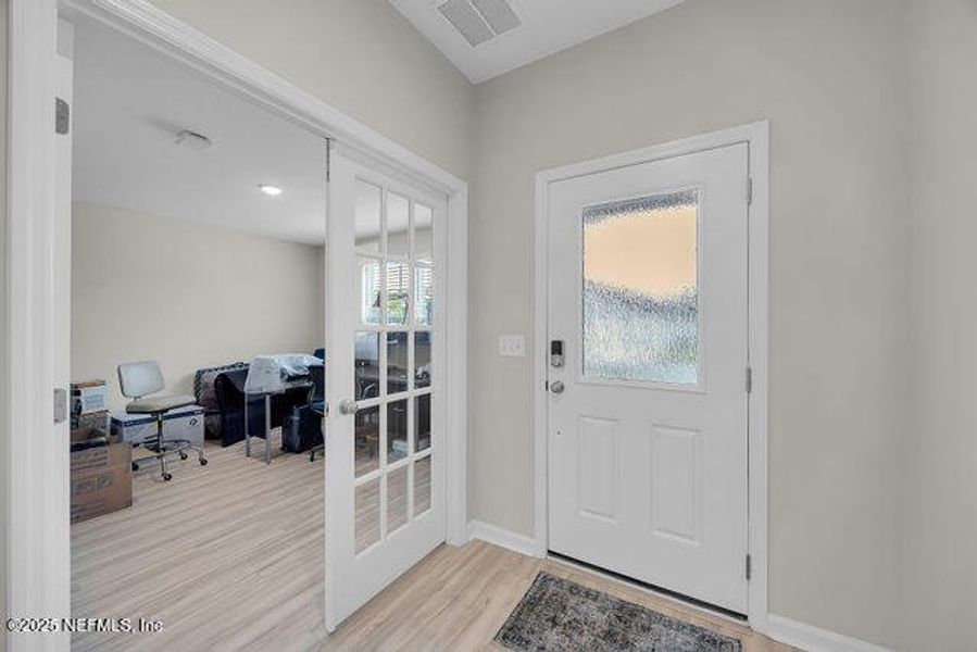 Furnished interior view inside a new home in Edinburgh Village, Jacksonville (Image 28). Furnished interior view inside a new home in Edinburgh Village, Jacksonville (Image 28).