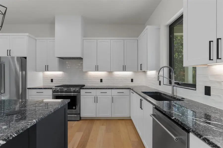Furnished interior view inside a new home in , Austin (Image 7).