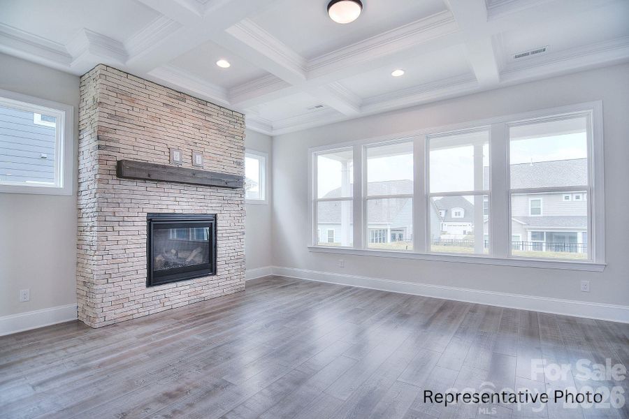 Spacious, unfurnished interior of a new home in Edmunds Farm, Clover (Image 21).