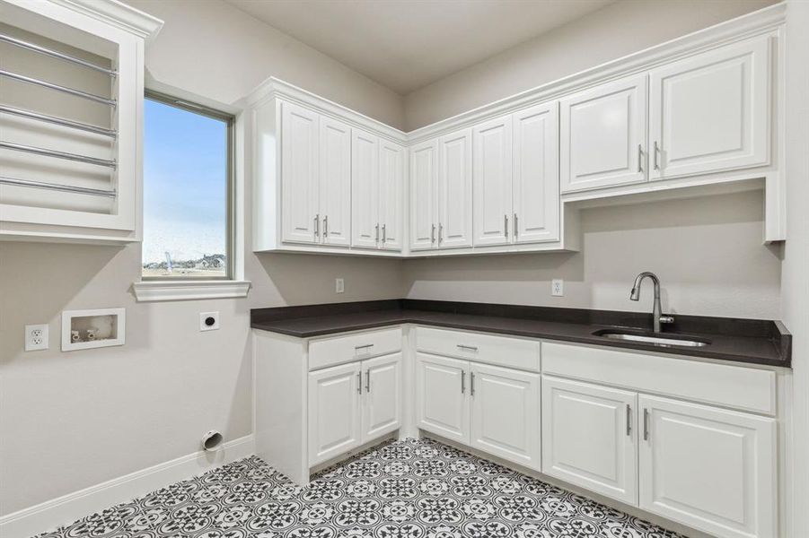Furnished interior view inside a new home in , Granbury (Image 11). Furnished interior view inside a new home in , Granbury (Image 11).