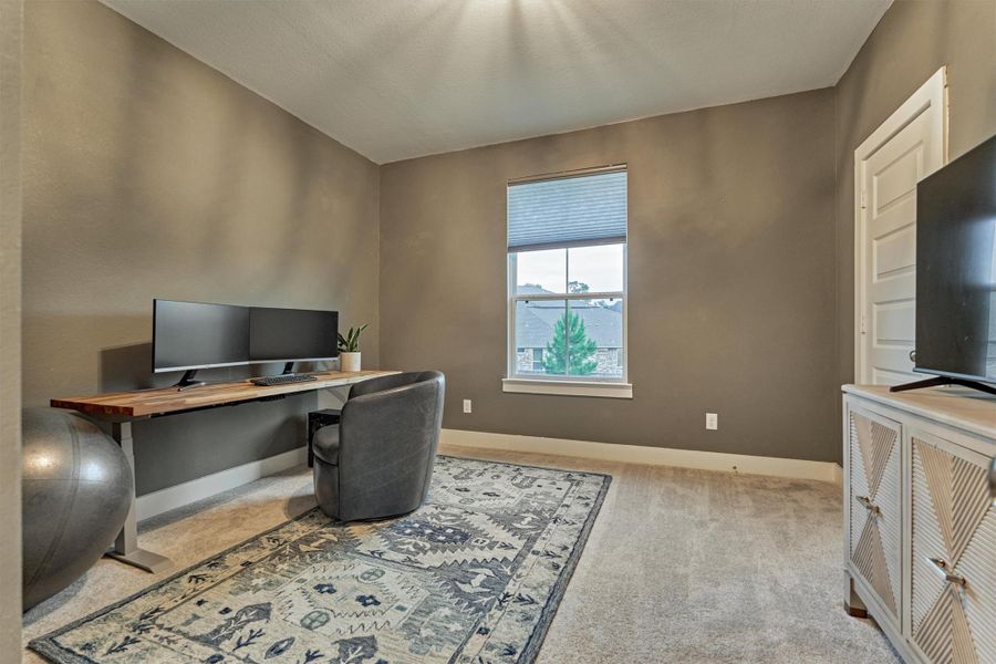 Furnished interior view inside a new home in Woodforest 50′, Montgomery (Image 17).