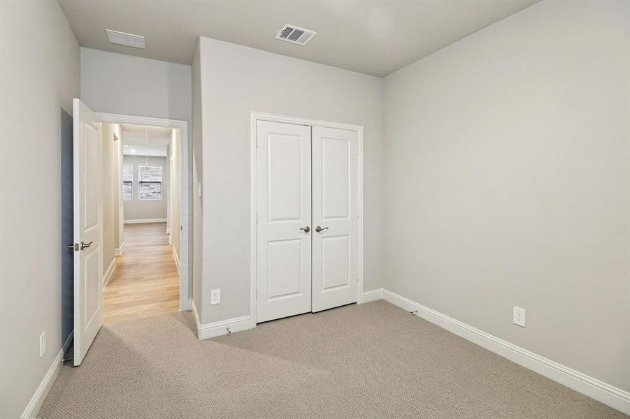 Spacious, unfurnished interior of a new home in Lakehaven - Premier Series, Farmersville (Image 18).