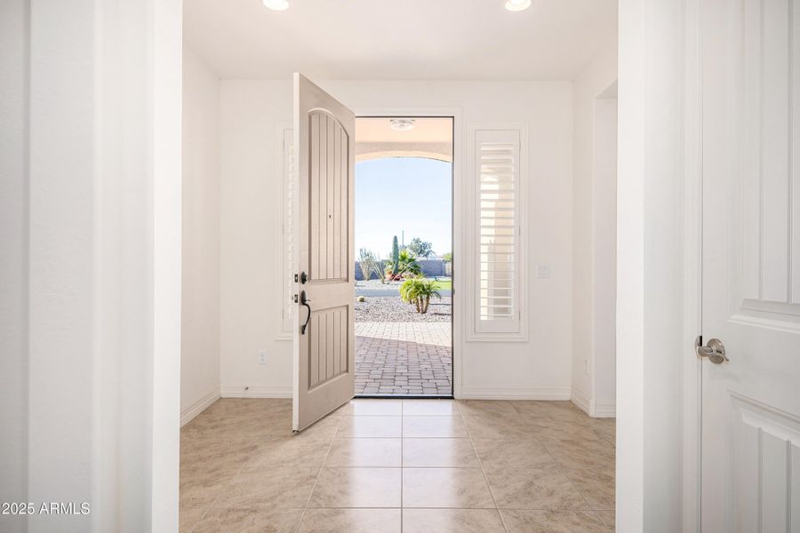 Front Entryway Front Entryway