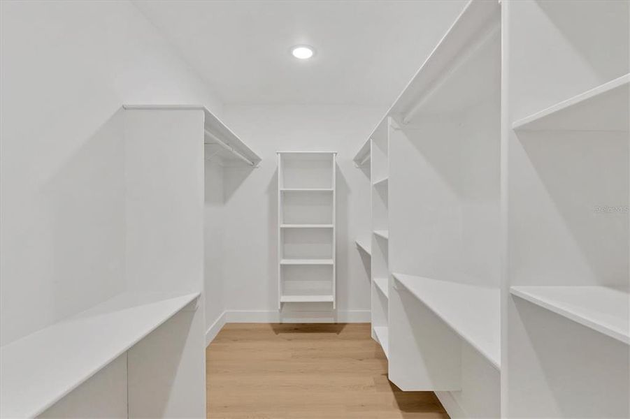 Image 50 of a home in .