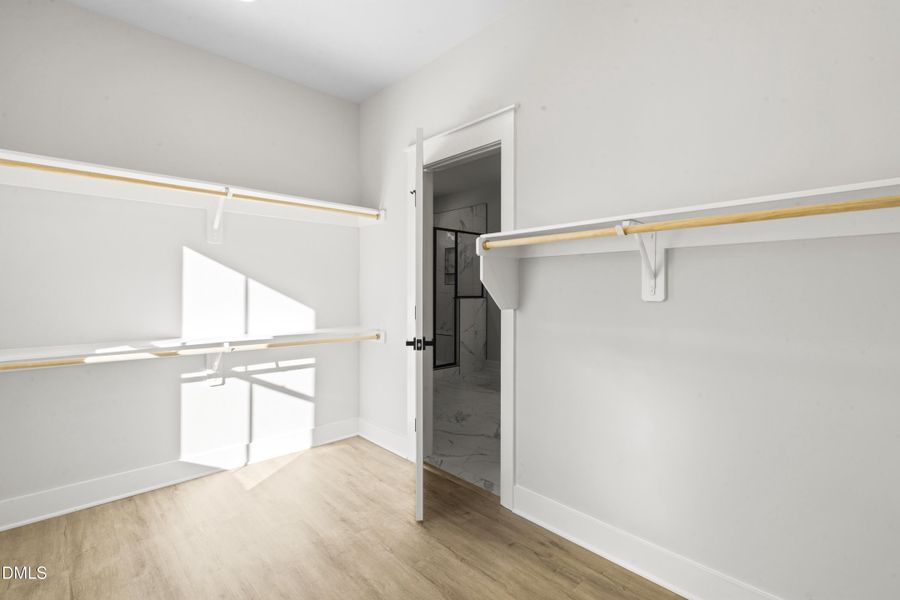 Owners Walk-In Closet - DSC04809