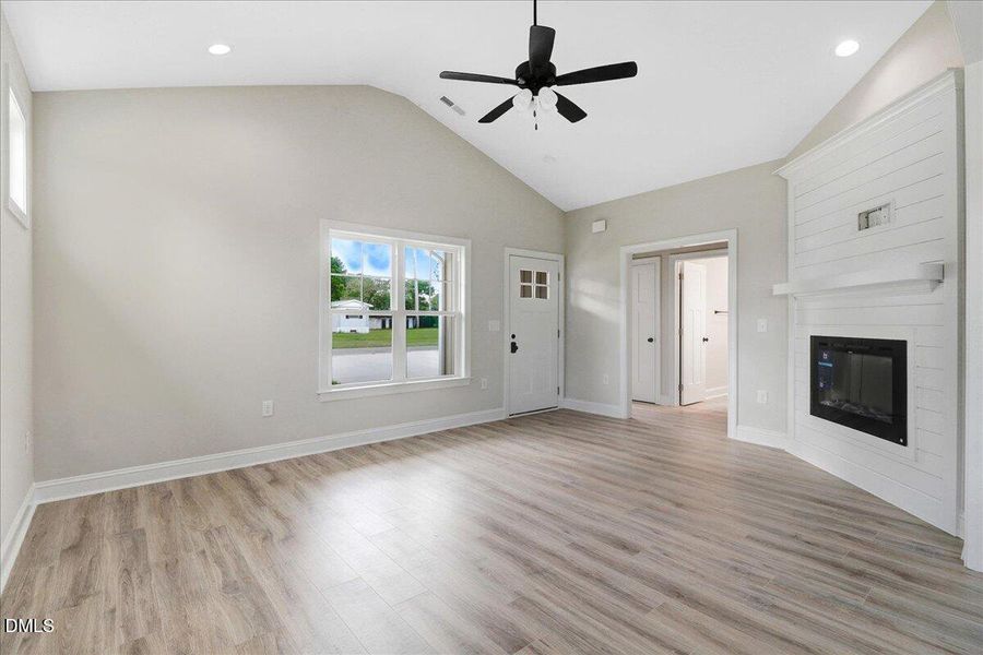 12-510 S Vance St-12