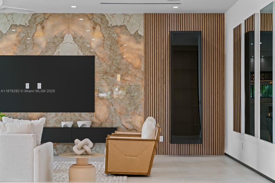 Image 57 of a home in .