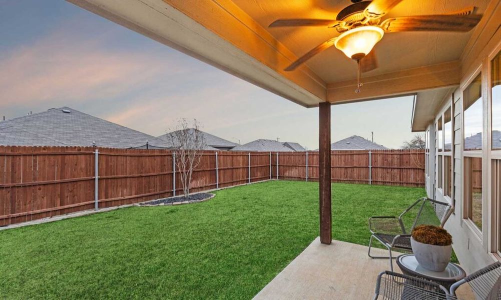 Front exterior of a new home in Rainbow Ridge, Fort Worth, TX, highlighting curb appeal (Image 22). Front exterior of a new home in Rainbow Ridge, Fort Worth, TX, highlighting curb appeal (Image 22).