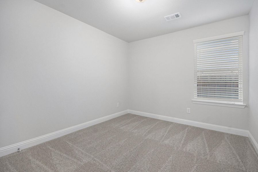 Spacious, unfurnished interior of a new home in Lago Mar, La Marque (Image 13). Spacious, unfurnished interior of a new home in Lago Mar, La Marque (Image 13).