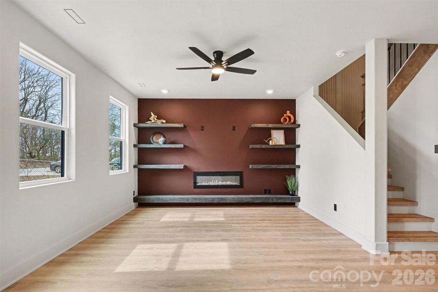 Spacious, unfurnished interior of a new home in , Concord (Image 13).