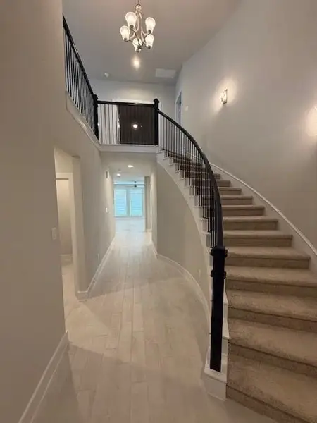 Spacious, unfurnished interior of a new home in Barton Creek Ranch, Conroe (Image 4). Spacious, unfurnished interior of a new home in Barton Creek Ranch, Conroe (Image 4).