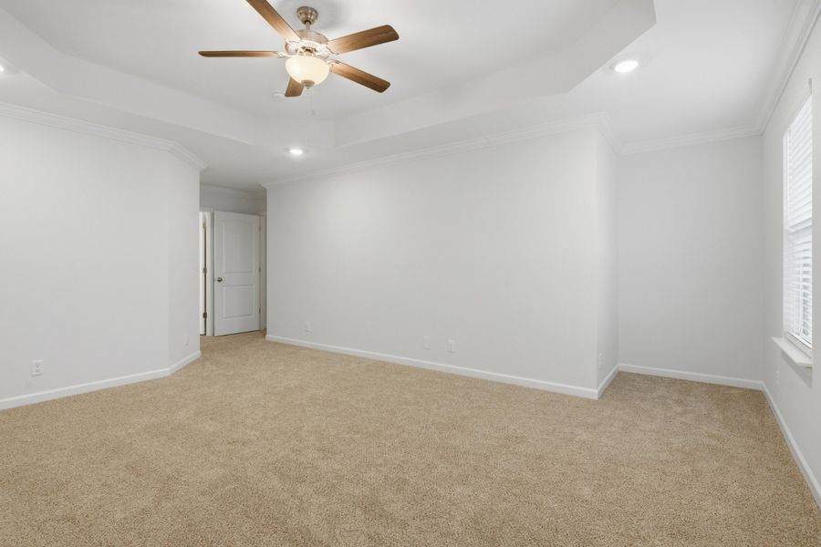 Spacious, unfurnished interior of a new home in Salem Landing, Rockvale (Image 22).