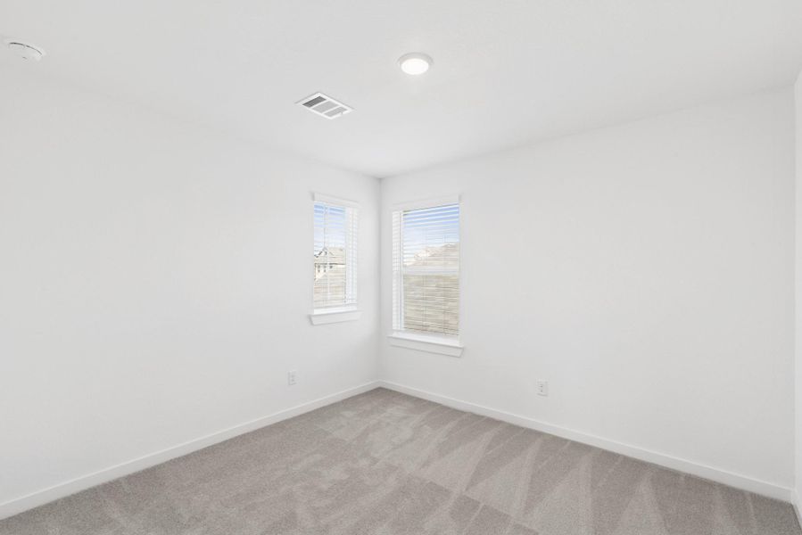 Spacious, unfurnished interior of a new home in Summerview, Fulshear (Image 23).